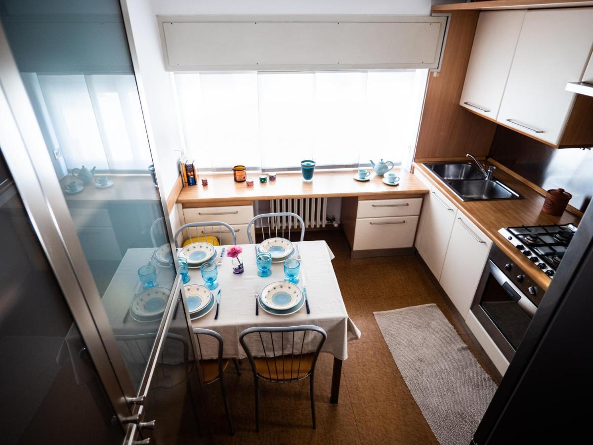 Lily House Apartment Комо Екстериор снимка