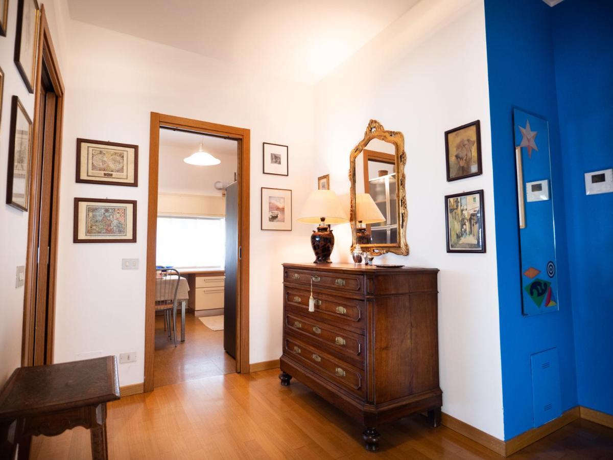 Lily House Apartment Комо Екстериор снимка