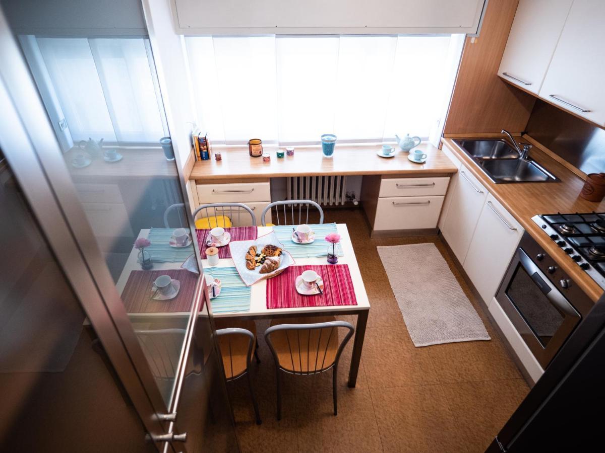 Lily House Apartment Комо Екстериор снимка